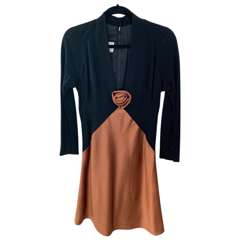 SALE!! LUIS ESTEVEZ WOMEN'S BLACK/COPPER DRESS. ABSOLUTELY GORGEOUS!!